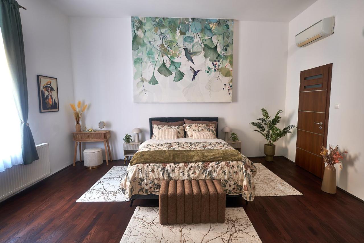 Jókai Apartman Pécs hálószoba franciaággyal